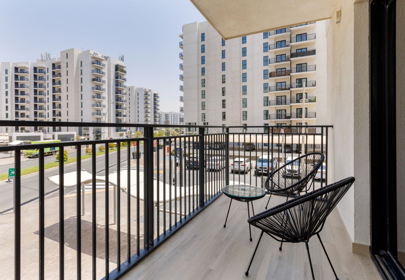 Apartment in Abu Dhabi - Stylish Yas Island Escape close to ALL attractions