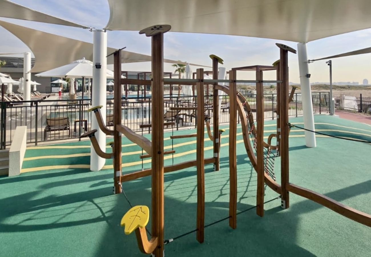 Apartment in Abu Dhabi - Serene Yas Island Hideaway w/ Resort Facilities