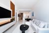 Apartment in Dubai - Bright & Modern Retreat along the Dubai Canal 